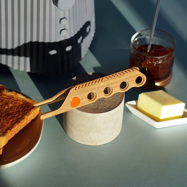 Toaster Tongs One